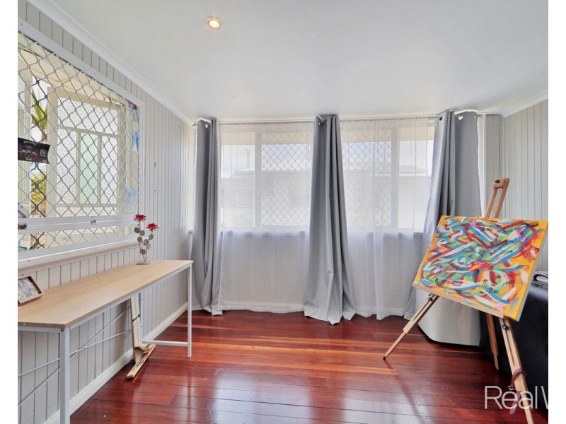 63 Hunter Street, Walkervale QLD 4670