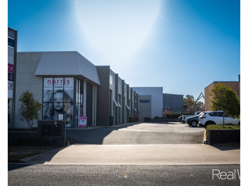 7/3 Inglis Court, Svensson Heights QLD 4670