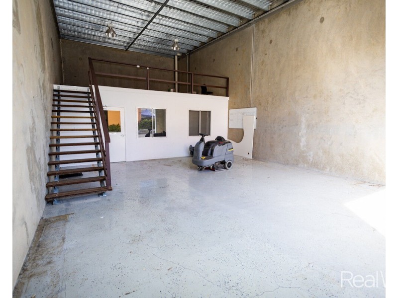 7/3 Inglis Court, Svensson Heights QLD 4670