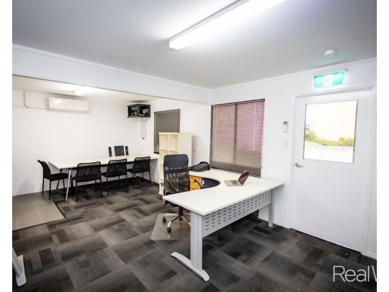 7/3 Inglis Court, Svensson Heights QLD 4670