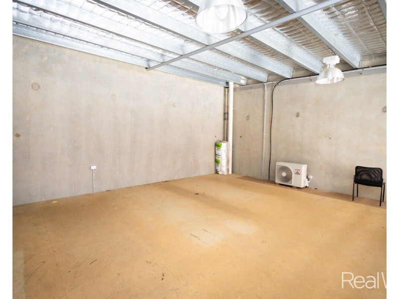 7/3 Inglis Court, Svensson Heights QLD 4670