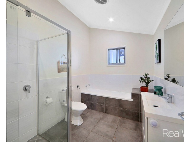 10 Brand Street, Walkervale QLD 4670