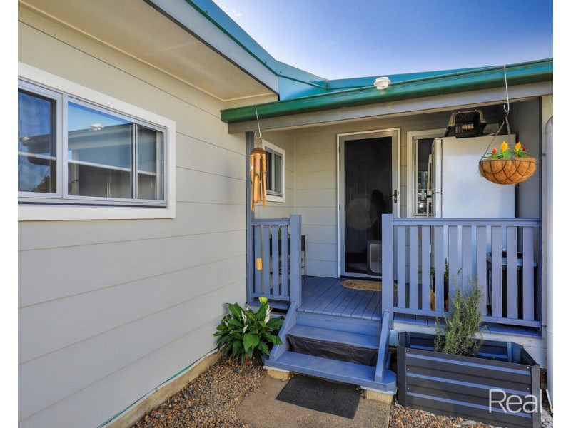 10 Brand Street, Walkervale QLD 4670