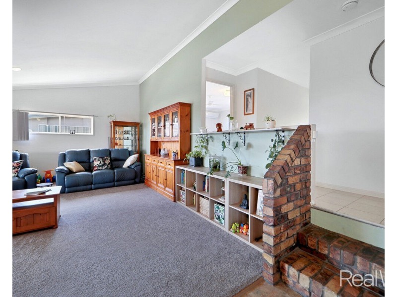 29 Linden Crescent, Qunaba QLD 4670