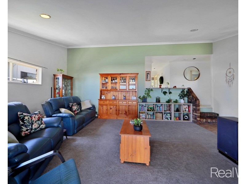 29 Linden Crescent, Qunaba QLD 4670