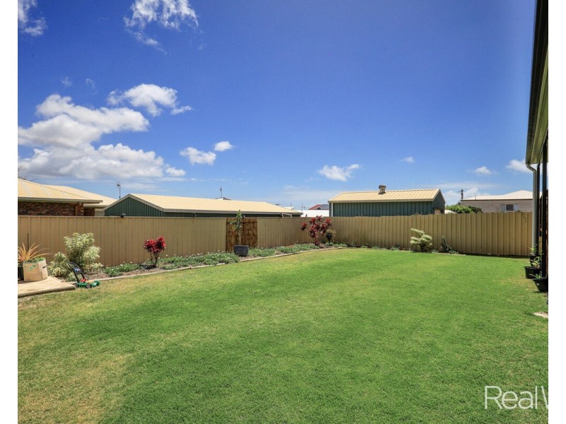 29 Linden Crescent, Qunaba QLD 4670
