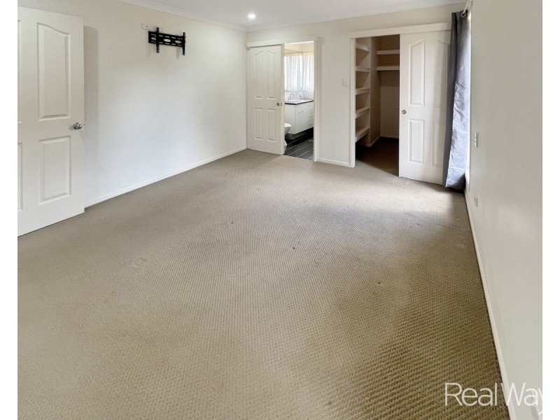 12 Drury Street, Sharon QLD 4670