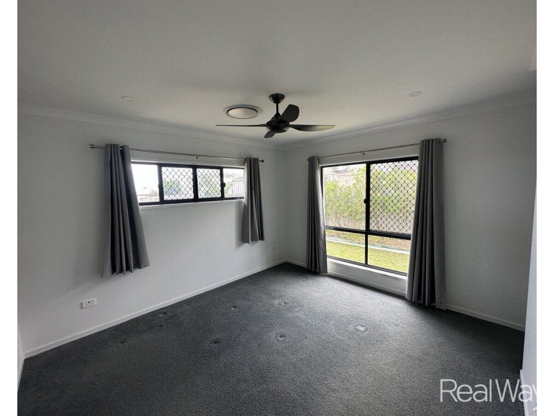 26 Mountney Street, Avoca QLD 4670