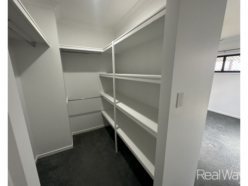 26 Mountney Street, Avoca QLD 4670