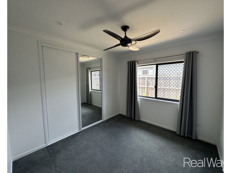 26 Mountney Street, Avoca QLD 4670