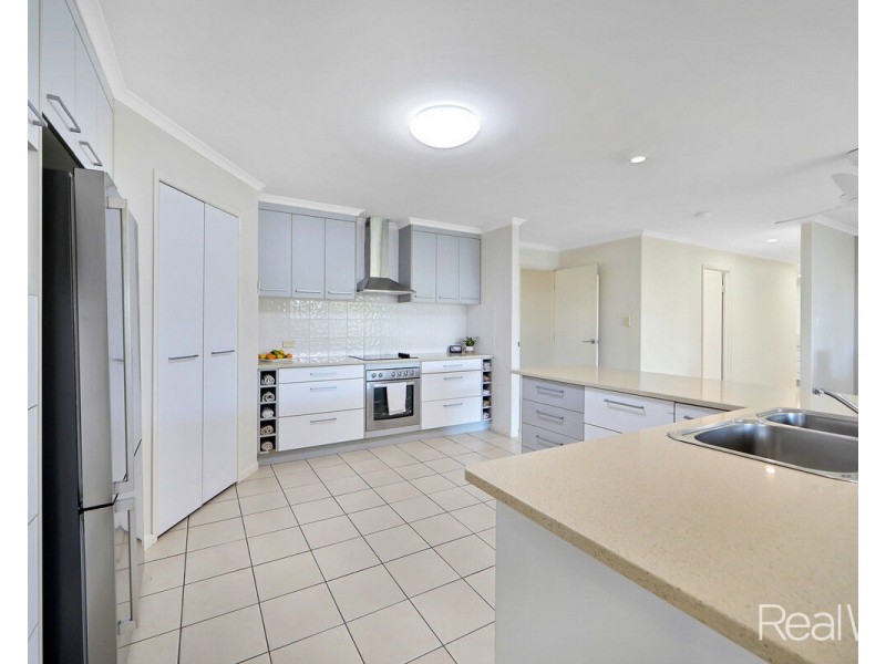 6 Cedar Street, Innes Park QLD 4670