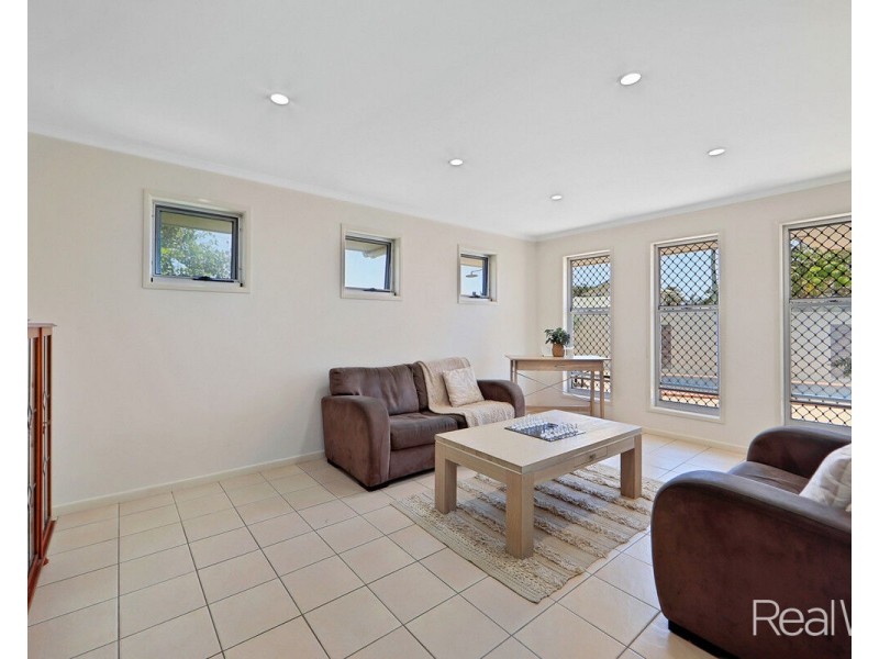 6 Cedar Street, Innes Park QLD 4670