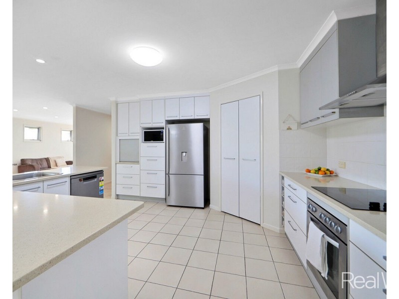 6 Cedar Street, Innes Park QLD 4670