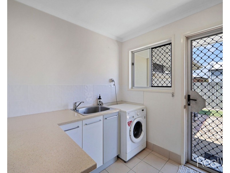 6 Cedar Street, Innes Park QLD 4670