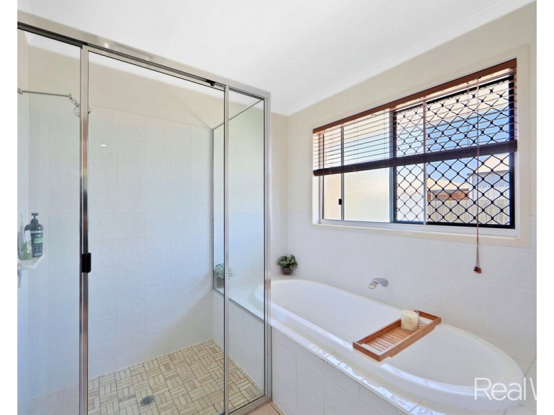 6 Cedar Street, Innes Park QLD 4670