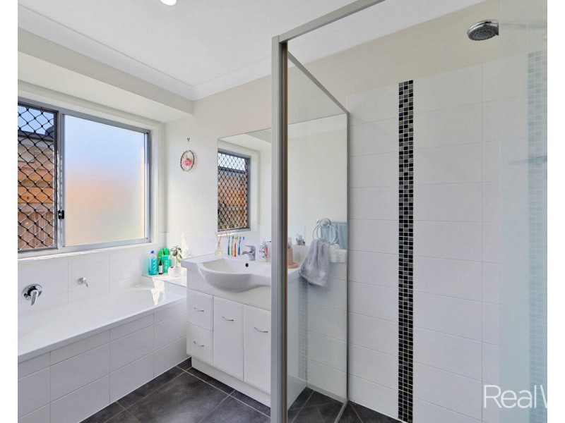 5 Foster Drive, Bundaberg North QLD 4670