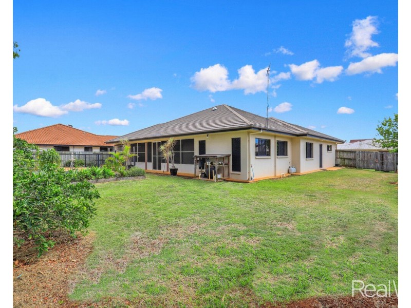 18 Serenity Drive, Kalkie QLD 4670