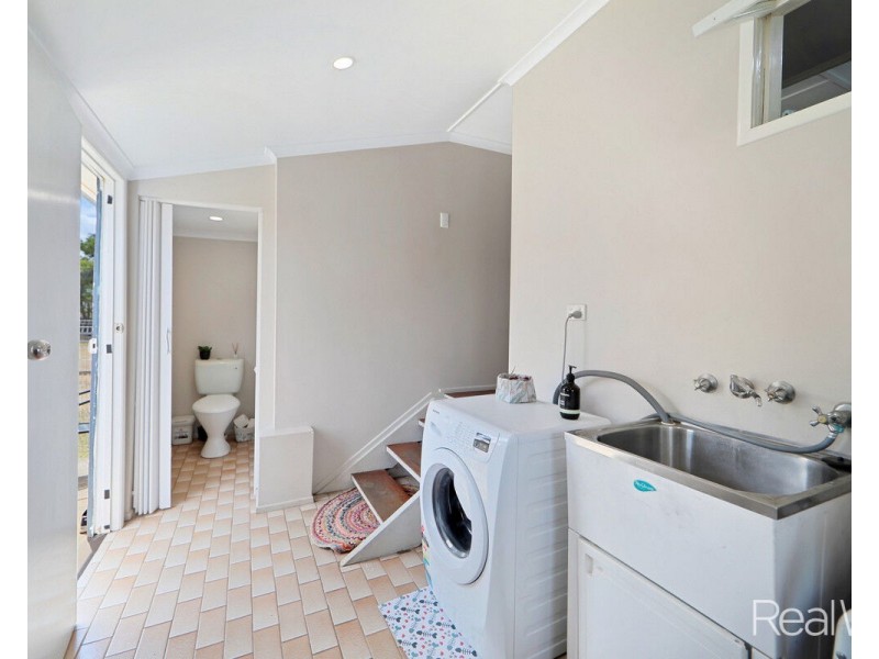 63 Hunter Street, Walkervale QLD 4670