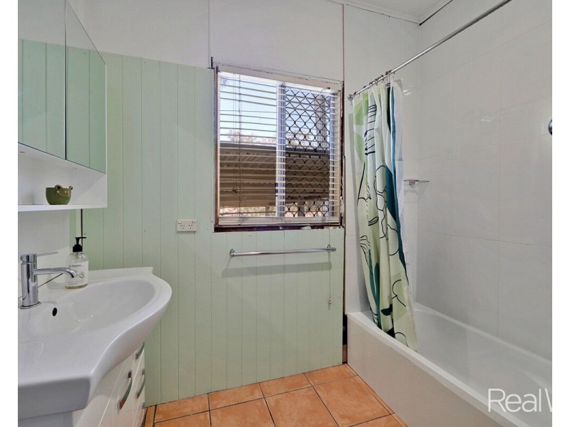 72 Boundary Street, Walkervale QLD 4670