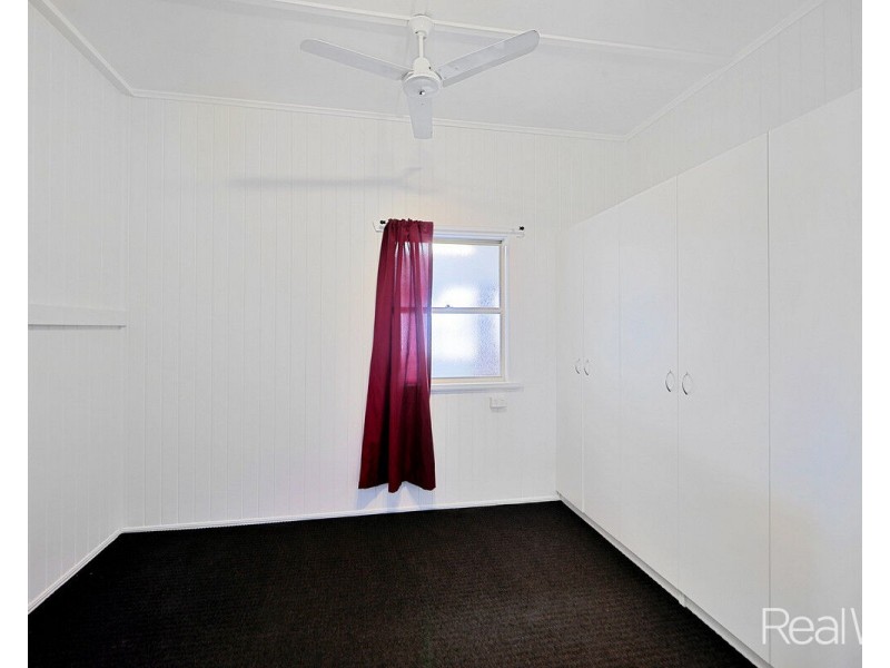 25 Walker Street, Bundaberg South QLD 4670