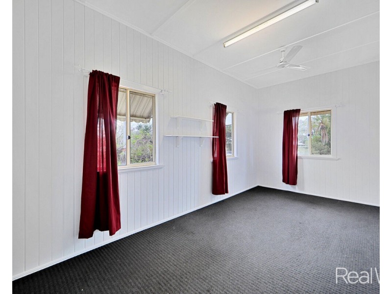 25 Walker Street, Bundaberg South QLD 4670