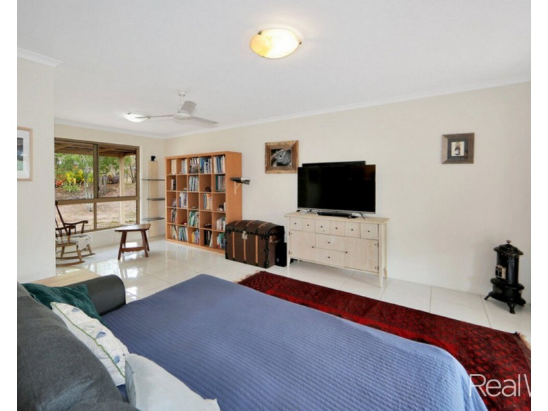 4 De Ville Court, South Bingera QLD 4670