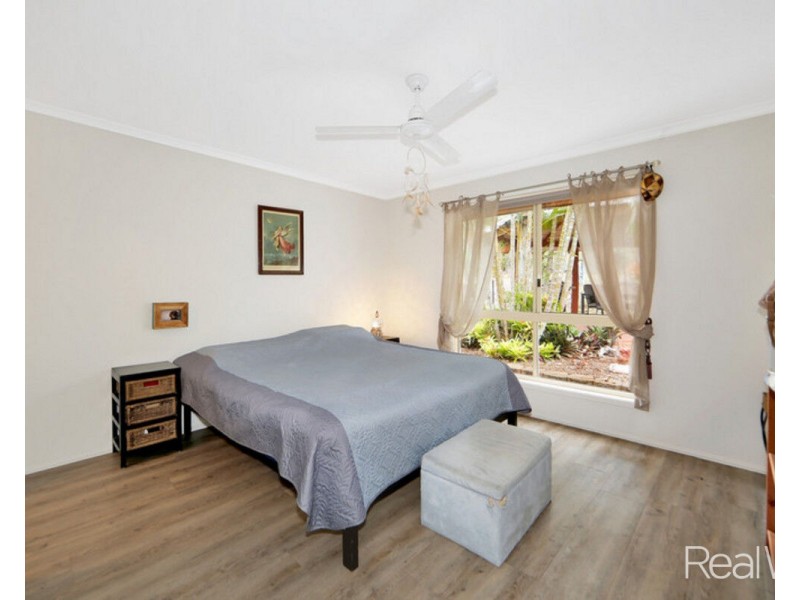 4 De Ville Court, South Bingera QLD 4670