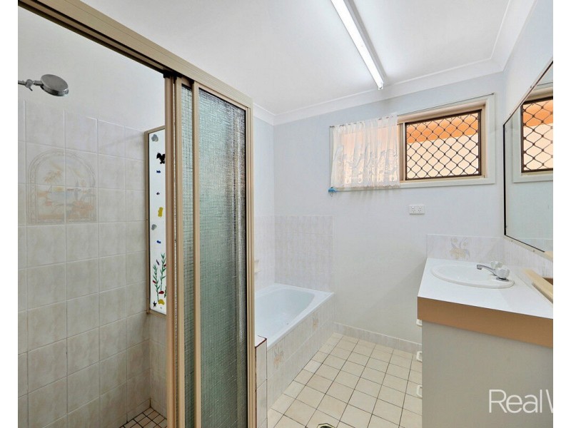 31 Smiths Road, Avoca QLD 4670