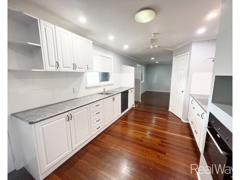 15 Houston Drive, Avoca QLD 4670