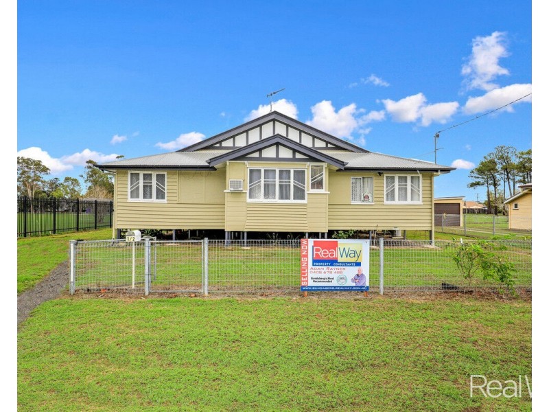 1/2 Crawford Street, Walkervale QLD 4670