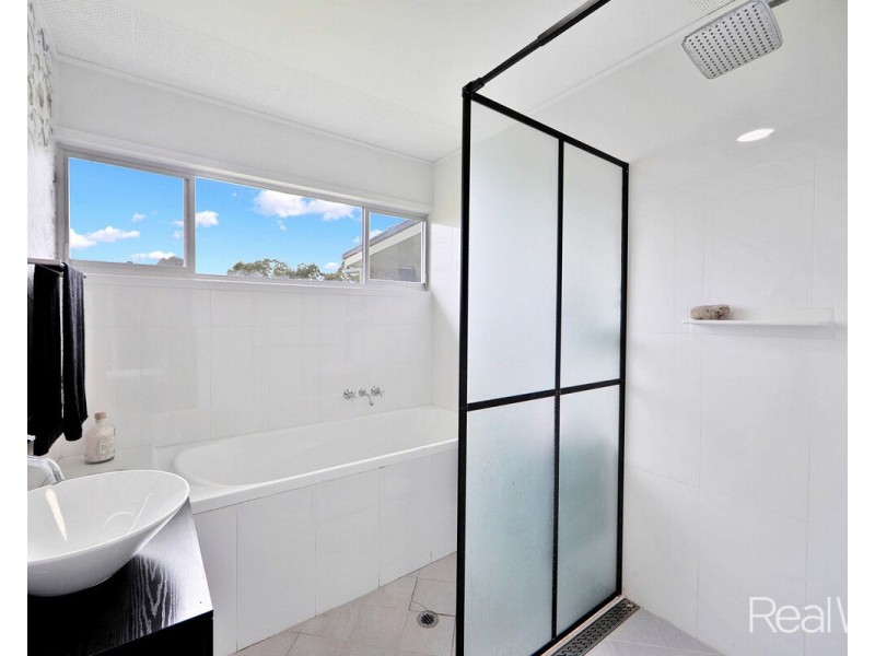 324 Fairymead Road, Gooburrum QLD 4670