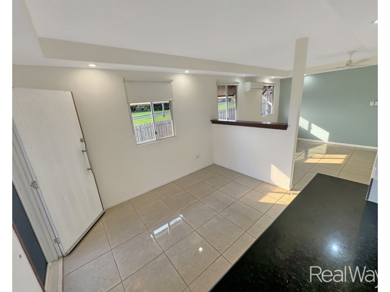 9 Bennett Street, Elliott Heads QLD 4670