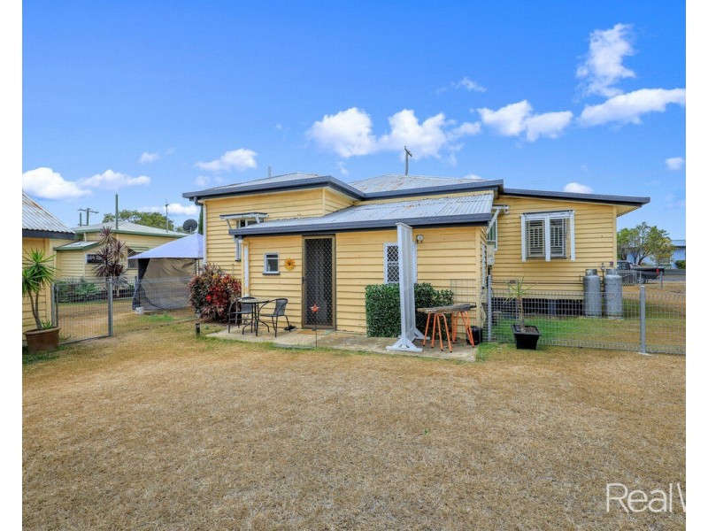 63 Hunter Street, Walkervale QLD 4670