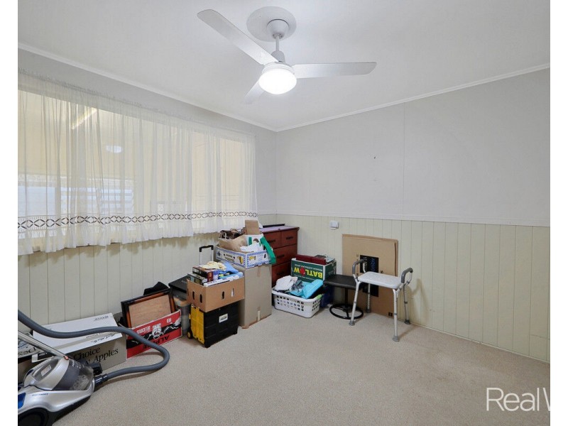 11 Child Street, Svensson Heights QLD 4670