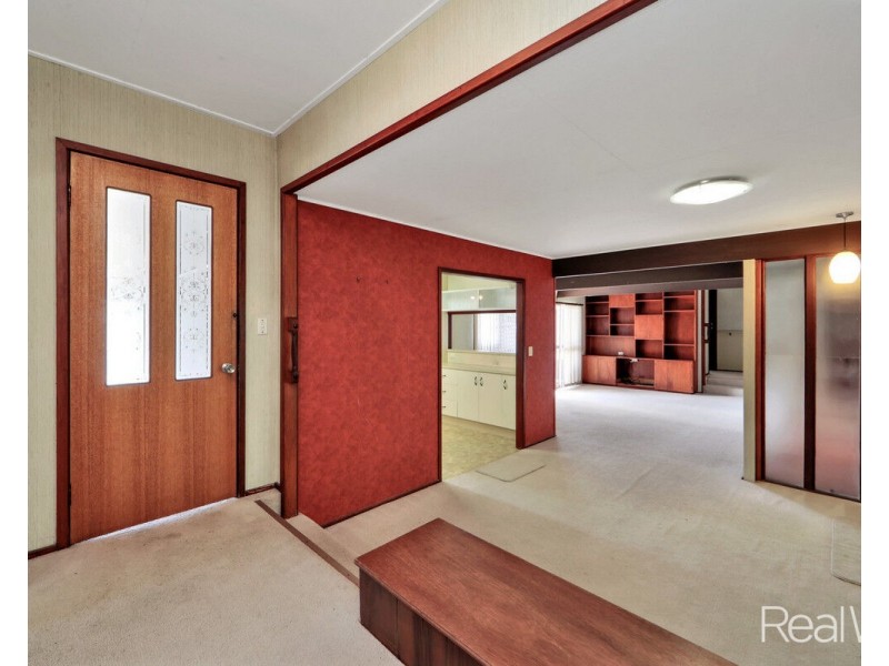 36 McNeilly Street, Svensson Heights QLD 4670