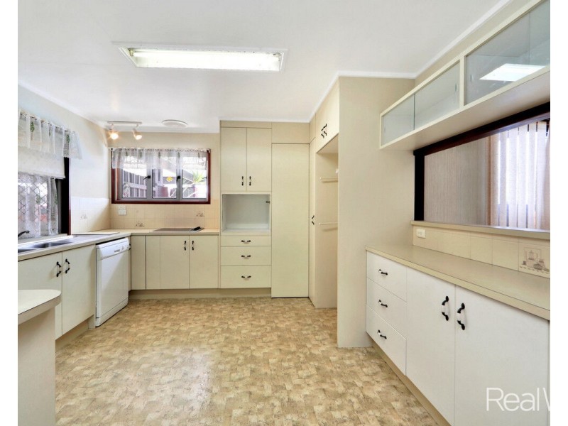 36 McNeilly Street, Svensson Heights QLD 4670