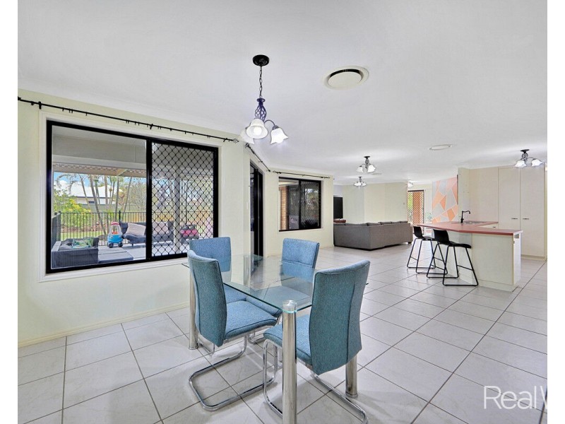 56 Pinto Avenue, Branyan QLD 4670