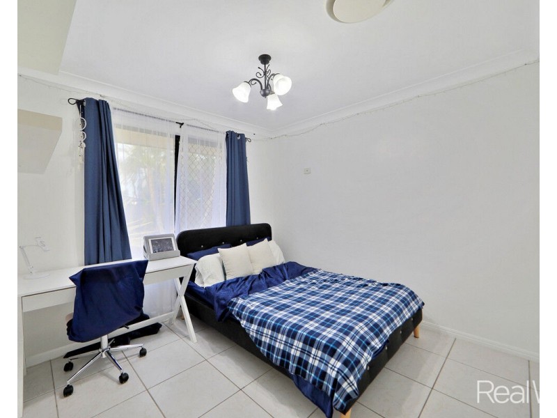 56 Pinto Avenue, Branyan QLD 4670