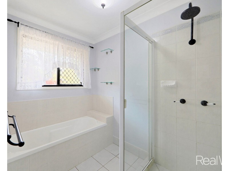 56 Pinto Avenue, Branyan QLD 4670