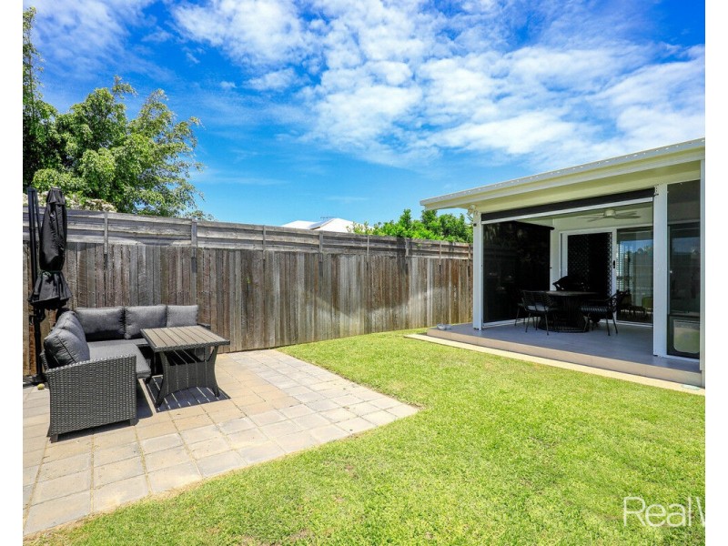 2/23 Greenview Drive, Bargara QLD 4670