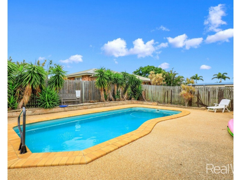15 Pettigrew Drive, Kalkie QLD 4670