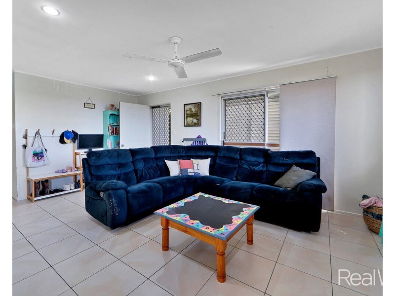 7 Cox Crescent, Millbank QLD 4670