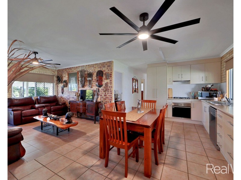 385 Tantitha Road, Gooburrum QLD 4670