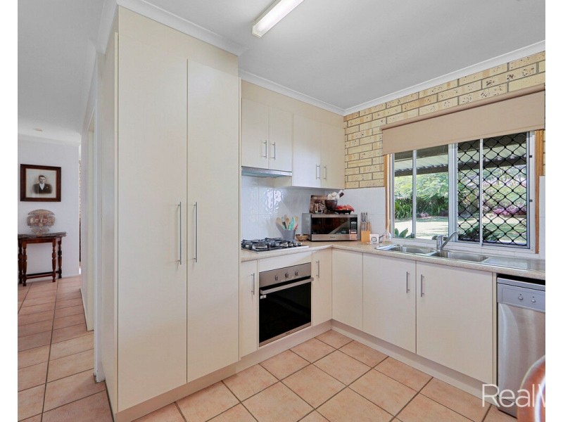 385 Tantitha Road, Gooburrum QLD 4670