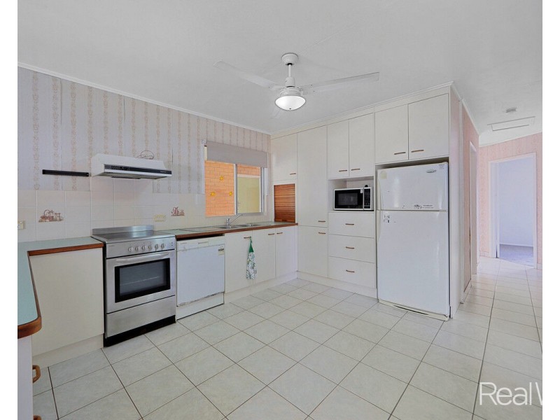 7 Soblusky Street, Avenell Heights QLD 4670