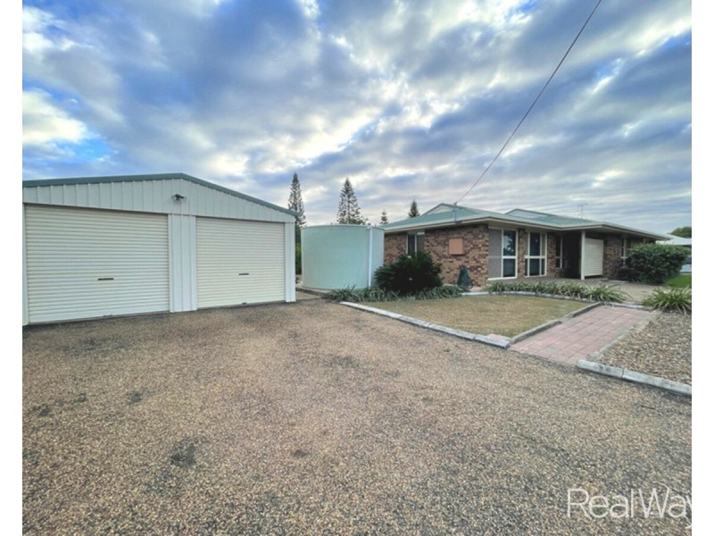 46 Hansen Street, Burnett Heads QLD 4670