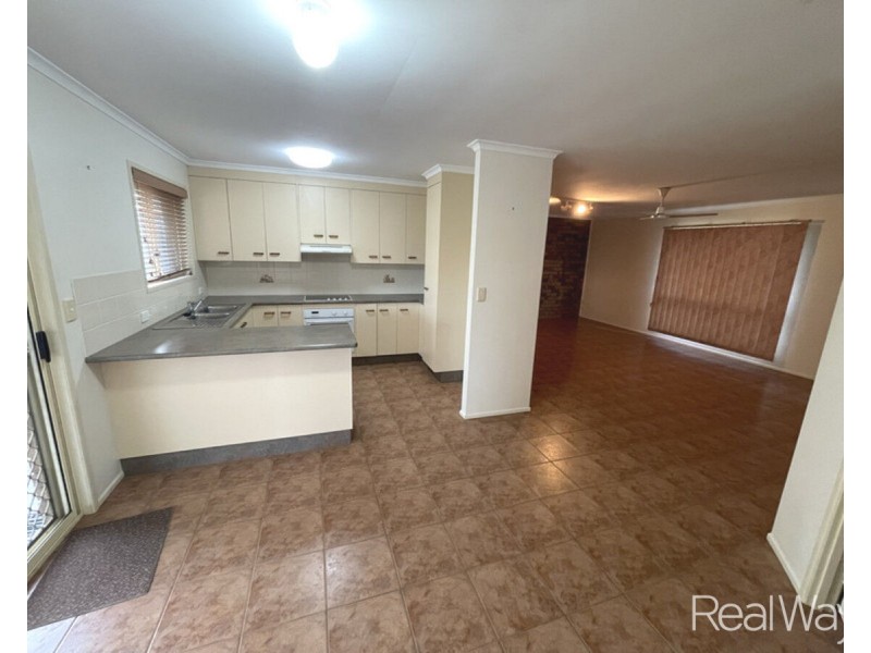 46 Hansen Street, Burnett Heads QLD 4670