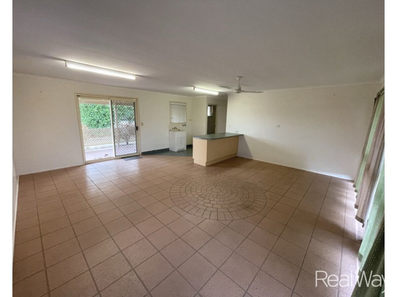 46 Hansen Street, Burnett Heads QLD 4670