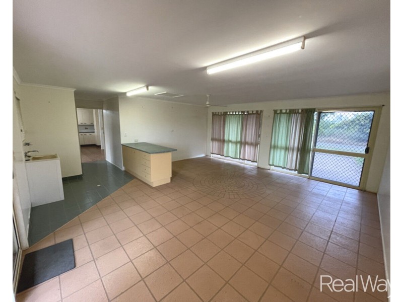 46 Hansen Street, Burnett Heads QLD 4670