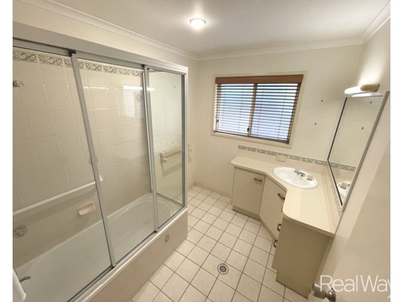 46 Hansen Street, Burnett Heads QLD 4670